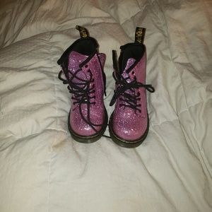 Like  new doc Martens